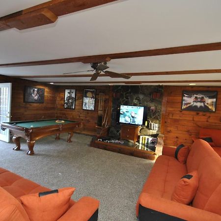 Grand Summit Lodge Home Stroudsburg Luaran gambar