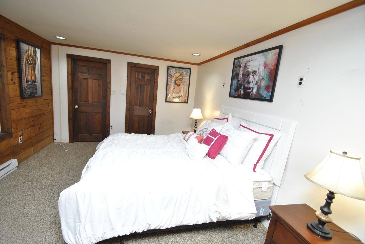 Grand Summit Lodge Home Stroudsburg Luaran gambar