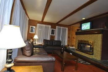 Grand Summit Lodge Home Stroudsburg Luaran gambar
