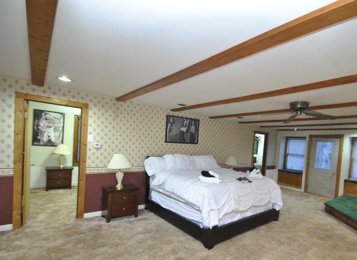 Grand Summit Lodge Home Stroudsburg Luaran gambar